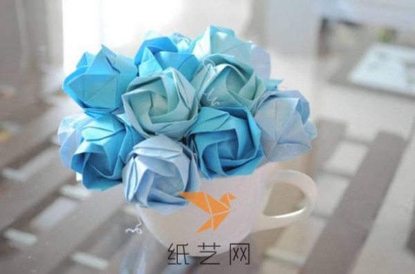 Stunning! Do you know the beauty of origami roses? (Massive tutorials are waiting for you to choose from)