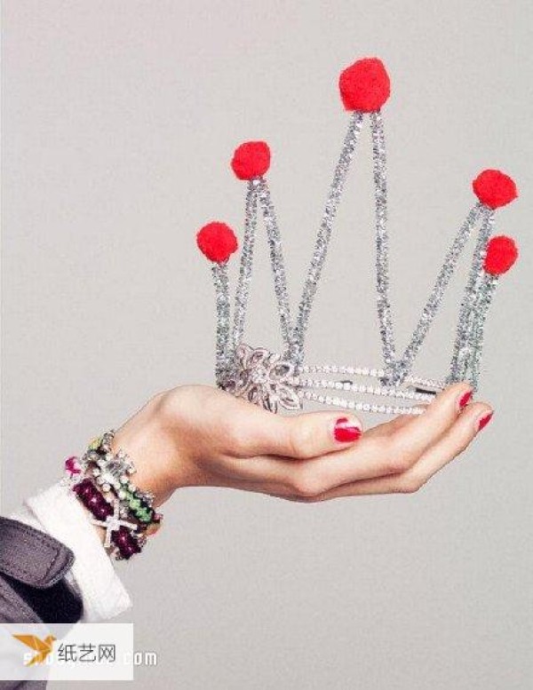 To fulfill childhood princess dream, make your own beautiful crown