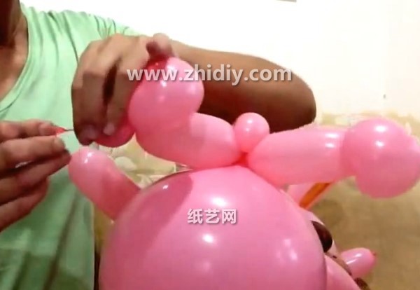 Balloon styling tutorial for Magic Balloon Rabbit