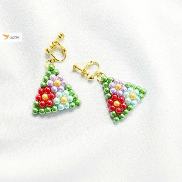 Awesome! Here comes the introductory tutorial on 7 types of beaded earrings!