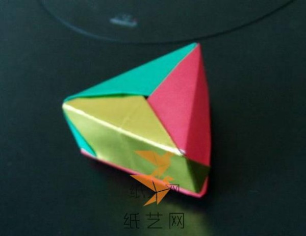 Triangular packaging box