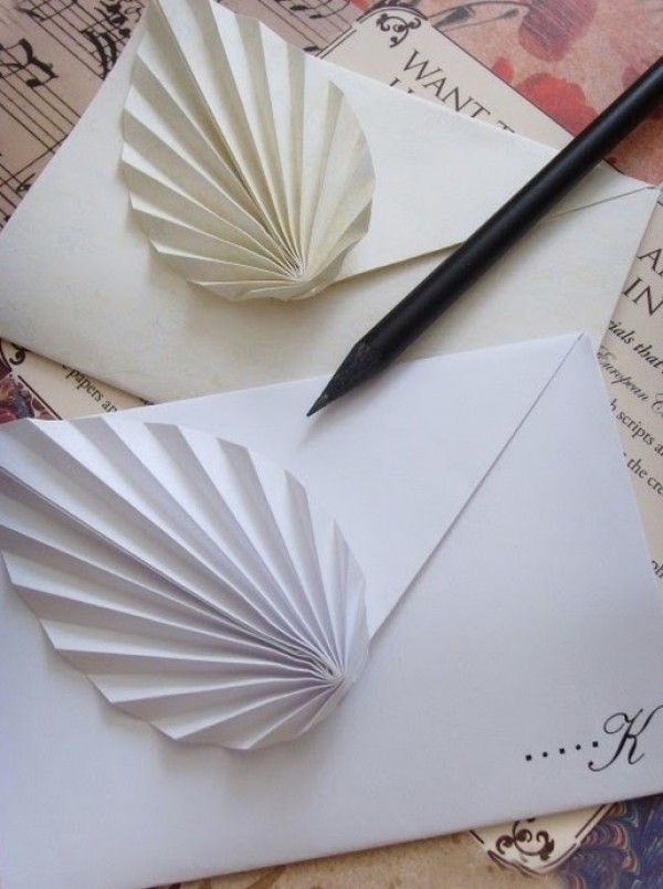 Origami feather envelope tutorial