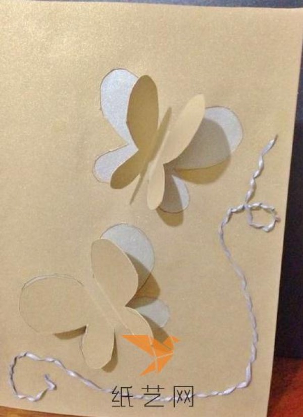 Such a beautiful three-dimensional greeting card is actually very simple to make