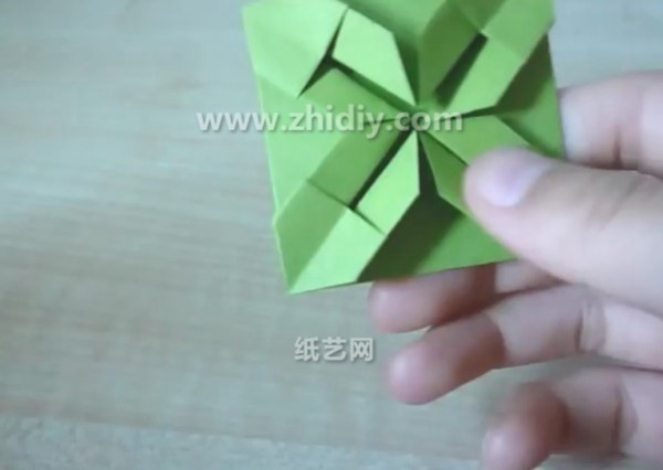 Origami video tutorial for handmade origami mats