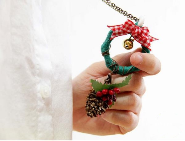 Beautiful Hand Knitted Christmas Sweater Chain Christmas Gift Making Tutorial