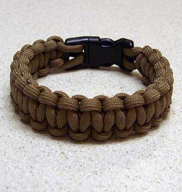 Military style mens bracelet weaving detailed and practical illustrated weaving tutorial