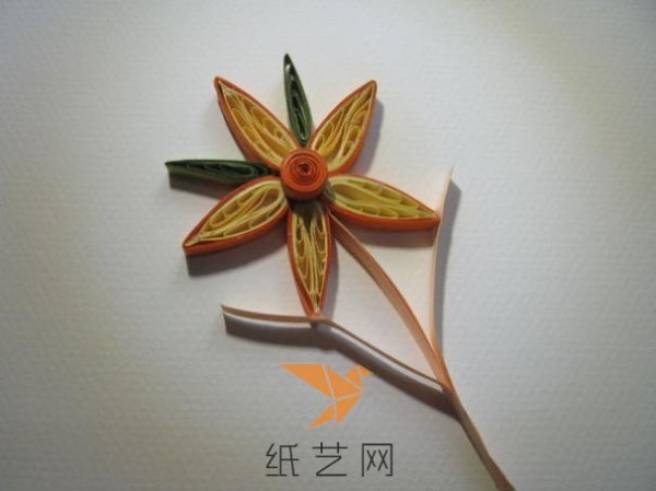 A good tutorial to learn paper quilling from scratch Detailed illustrations of making paper quilling flowers