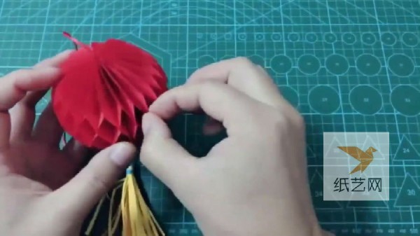 Chinese style paper lantern tutorial