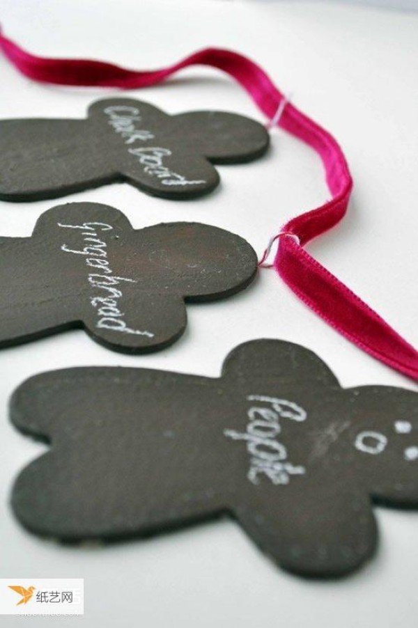 26 personalized pictures of gift wrapping labels to make gifts more unique