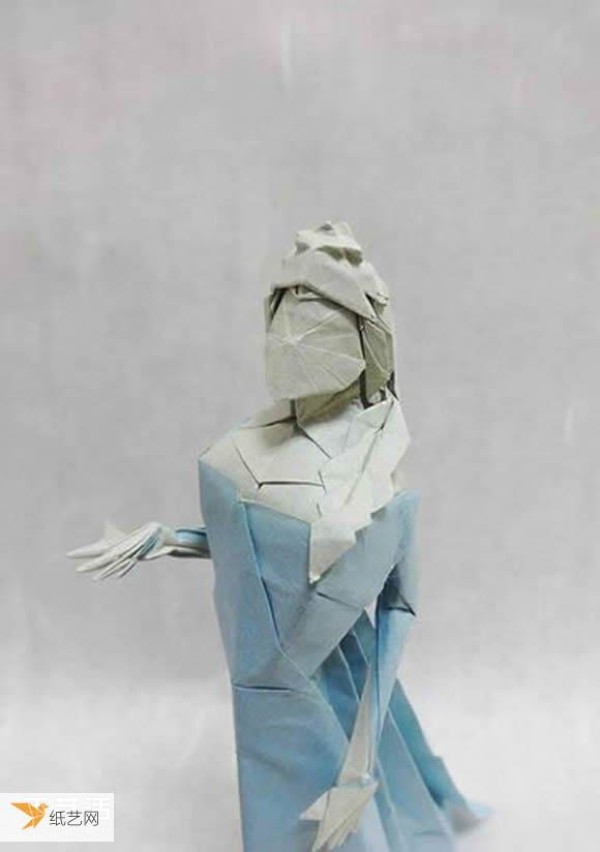 Three-dimensional female character—Illustrated origami tutorial for Elsa, the Snow Queen