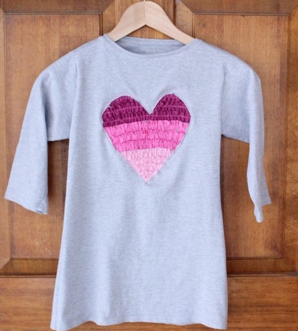 Transform old T-shirts into exquisite wrinkled patchwork handmade clothes with love