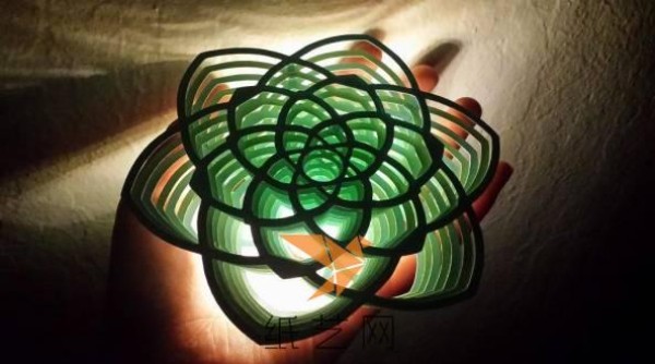 Super beautiful paper-cut hollow small lantern lampshade New Year decoration