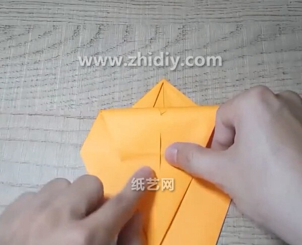 Origami Encyclopedia—Video Tutorial on How to Fold a Three-dimensional Origami Puppy