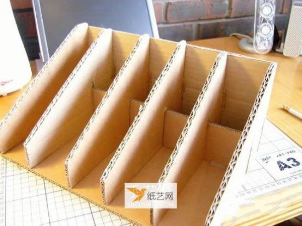 How to make a laptop cooling rack from corrugated paper