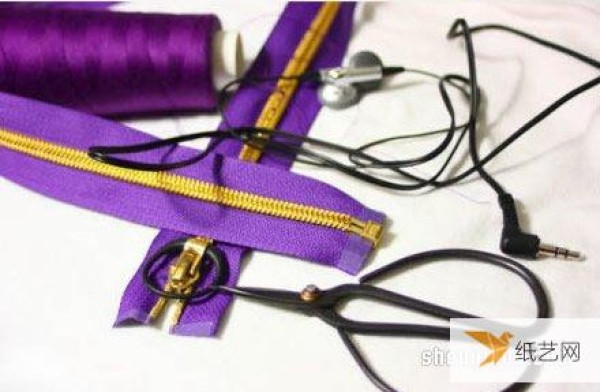 Tutorial on how to make a headphone storage bag and protective bag by hand