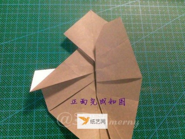 Illustration of how to prepare origami to fold Bugs Bunny