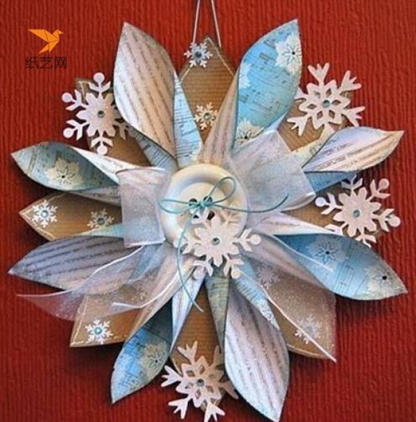 Tutorial on how to make beautiful Christmas wall decoration flowers