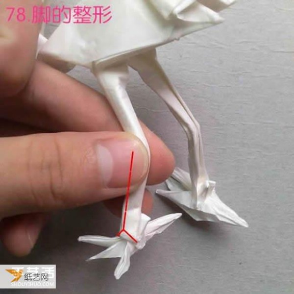 Detailed method and illustrated steps of folding a three-dimensional egret using origami