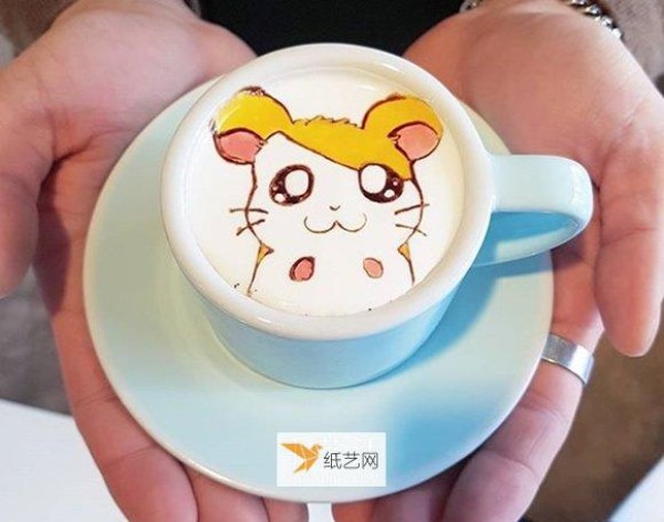 The art in the cup that makes people reluctant to part with it—putting world-famous paintings into coffee latte art