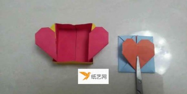 How to use origami to make a fun love box