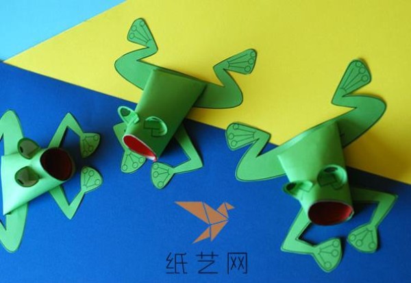 Toilet paper tube turns into a little frog in childrens craft