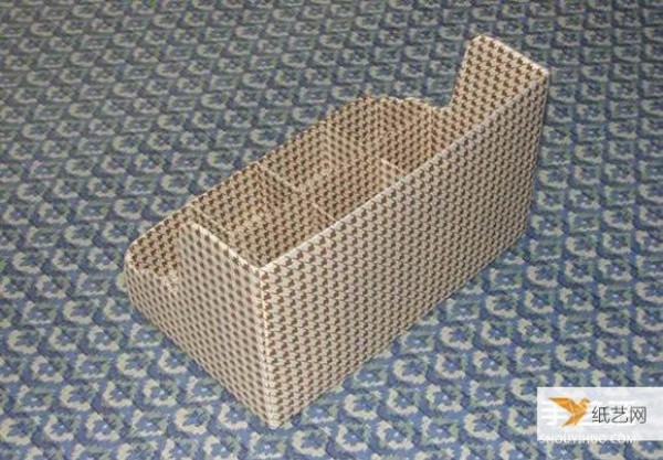 Tutorial on how to make a simple cosmetic box using corrugated paper