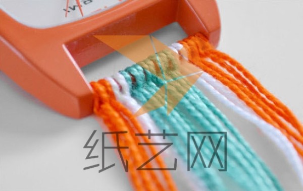 Tutorial on weaving colorful silk threads. Tutorial on how to weave a more beautiful colorful strap for your watch anytime and anywhere.