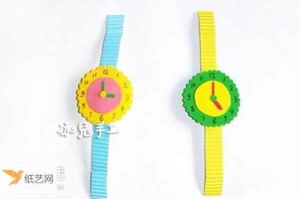 How to make a simple watch toy by hand