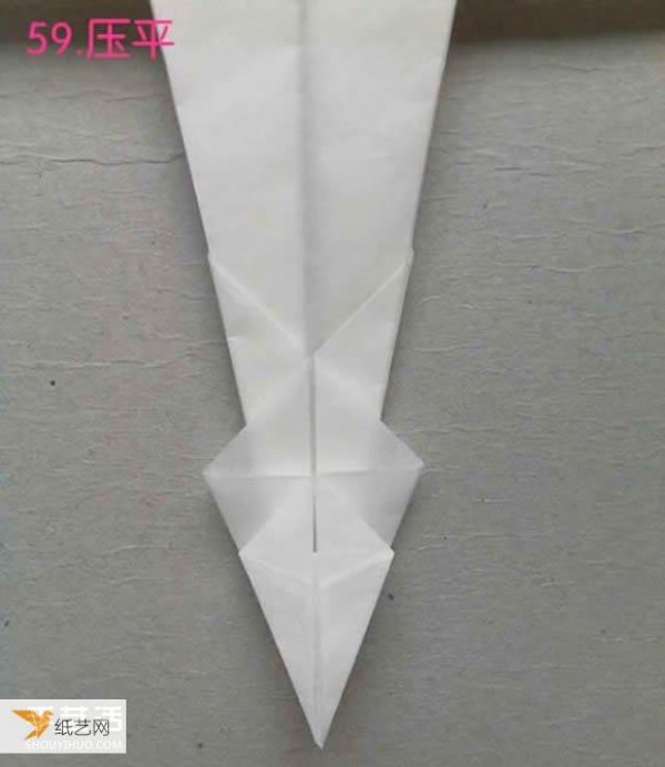 Detailed method and illustrated steps of folding a three-dimensional egret using origami