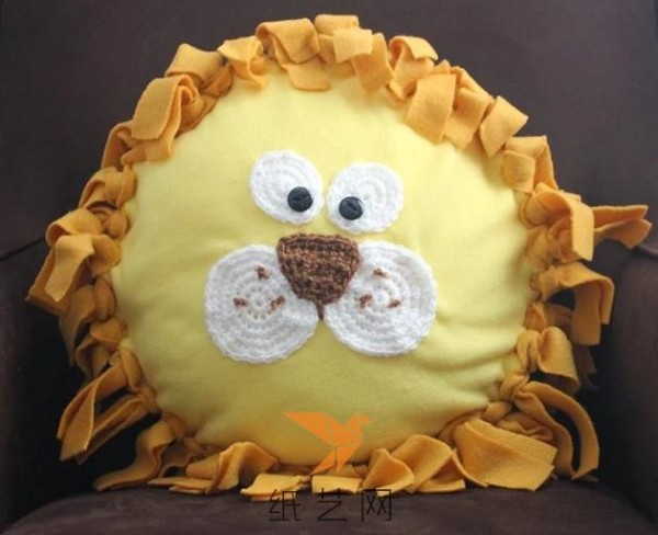 Cute little lion pillow making tutorial