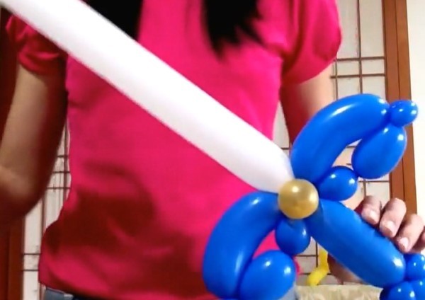 Balloon Shaping Handmade Teaches You How to Make Sword Magic Balloons