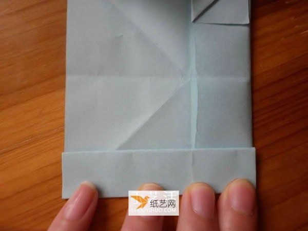 Use origami to make a love box with a lid for Valentine’s Day