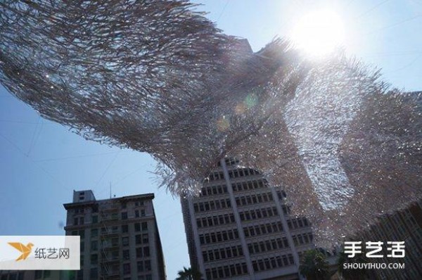 Is it suspected that the Milky Way has fallen into the sky? Full display of Liquid Shard installation art works