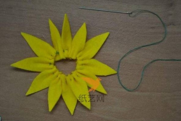 Sunflower DIY tutorial made from non-woven fabrics