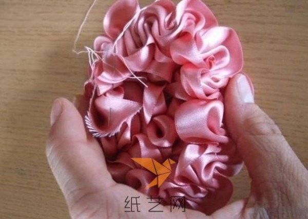 Simple and beautiful ribbon flower making tutorial