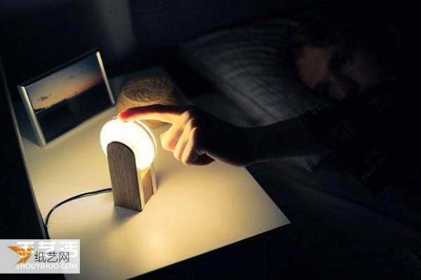 Soft light night light that can be adjusted using a mobile phone