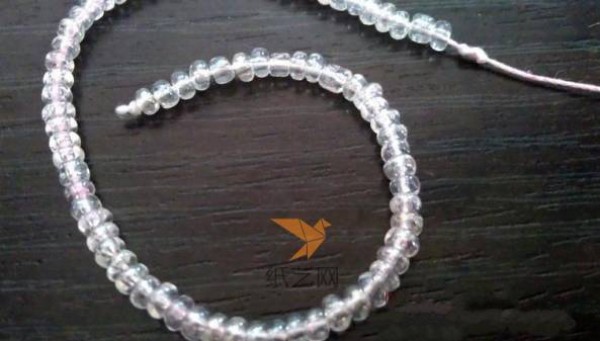 How to make a simple beaded bracelet