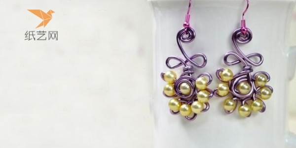 Tutorial on beading, tutorial on how to make beaded coiled flower earrings