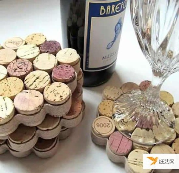 How to make coasters and plate mats by using red wine bottle corks from waste