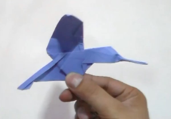 The latest origami making tutorial of three-dimensional origami hummingbird