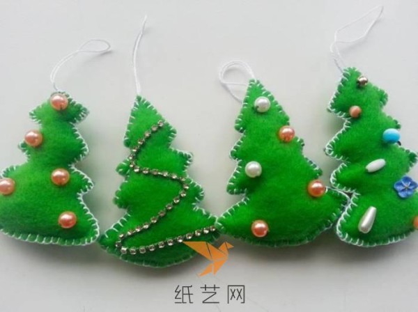 Christmas decoration simple tutorial for making Christmas tree hanging ornaments