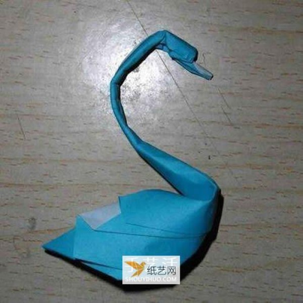 A simple way to fold beautiful swans by hand