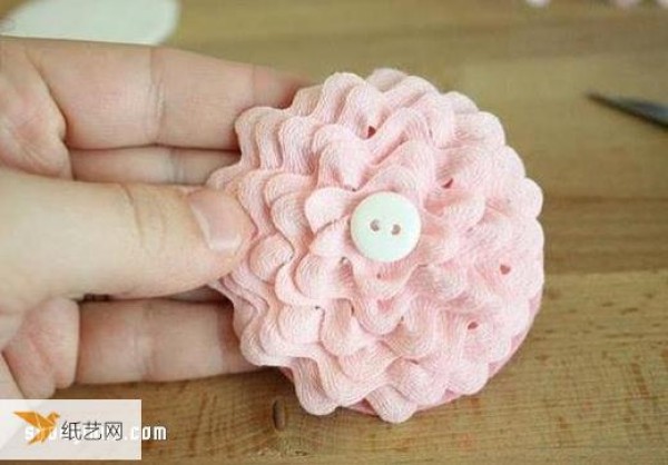 How to make peony head flowers by hand using non-woven fabric and lace