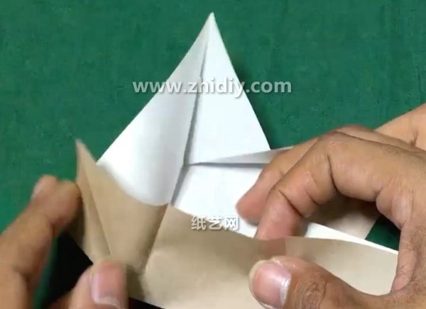 Simple three-dimensional origami elephant hand origami video tutorial