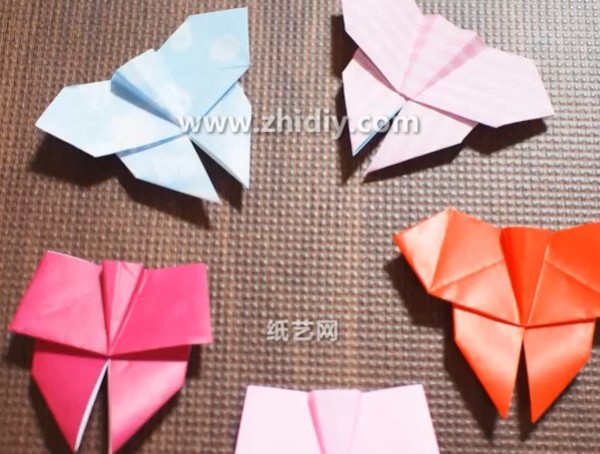 How to fold a simple origami butterfly