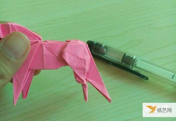 Super detailed 3D horse origami illustrations by Hideo Komatsu