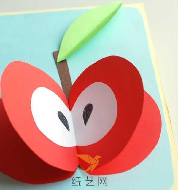 Illustrated tutorial for children to make cute three-dimensional fruit Teachers Day greeting cards by hand