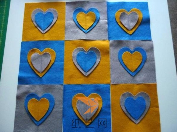 Making a beautiful Valentine’s Day style heart-shaped non-woven pillowcase