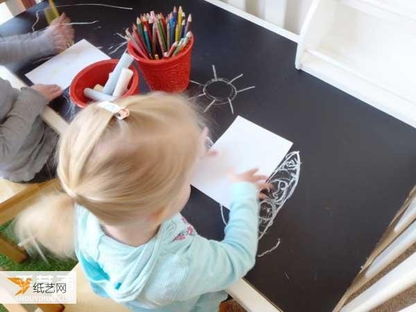 Step-by-step pictures of how to transform a crib into a creative desk