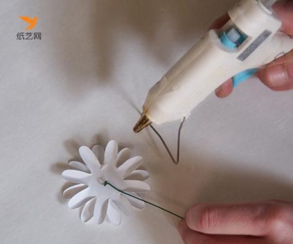 Pure daisy paper flower making tutorial